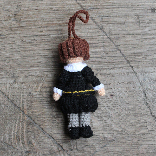 Fair Trade Crocheted Shakespeare Decoration - Image 5